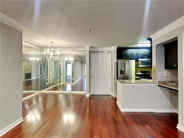 Atlanta, GA 30324,3201 Lenox RD NE #39