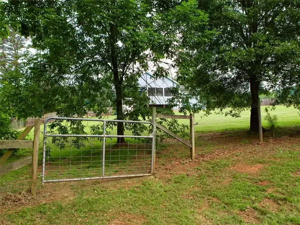 Commerce, GA 30529,708 SHEEP PASTURE RD