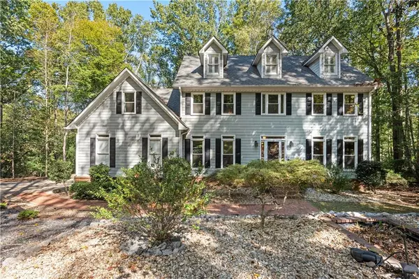 120 Majesty LN, Fayetteville, GA 30215