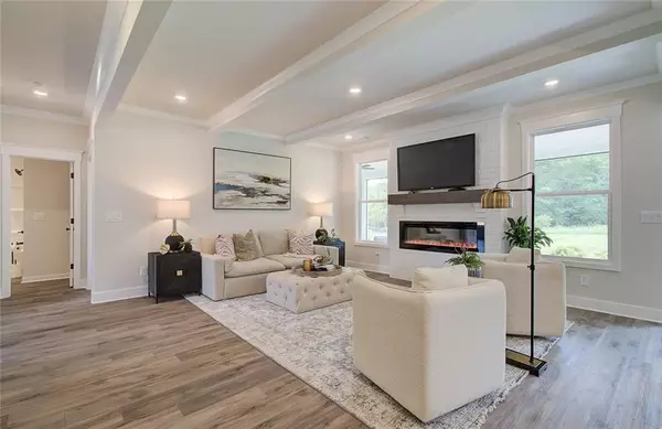 Hoschton, GA 30548,126 Brandle Rose WAY