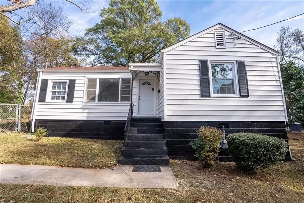 Atlanta, GA 30344,3122 Semmes ST