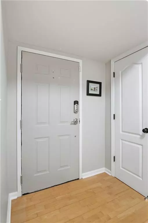 Atlanta, GA 30305,311 Peachtree Hills AVE NE #7B