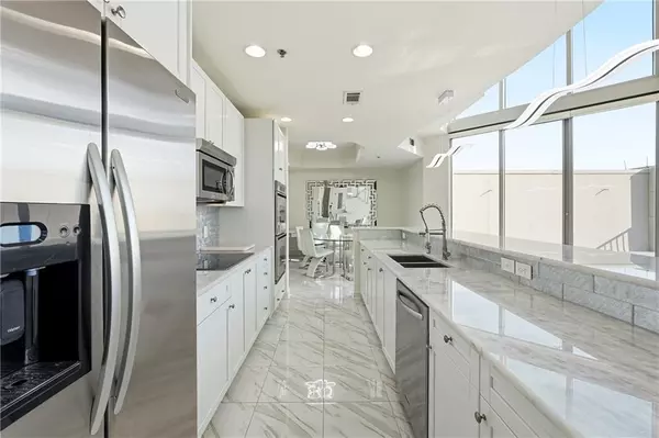 Atlanta, GA 30305,2795 Peachtree RD NE #2604