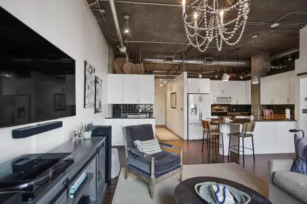 Atlanta, GA 30305,3235 Roswell RD NE #520