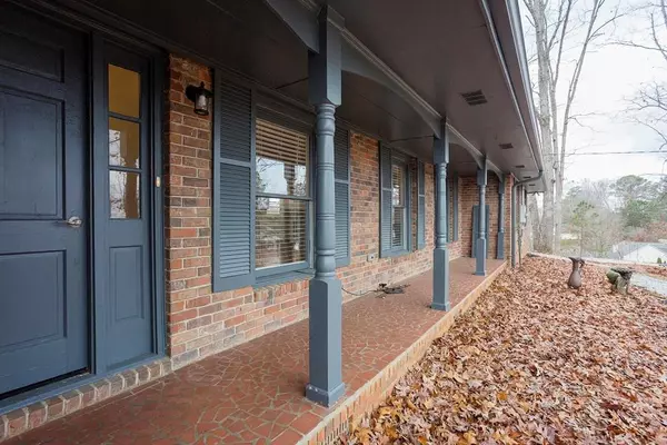 Sugar Hill, GA 30518,1460 Hillcrest DR