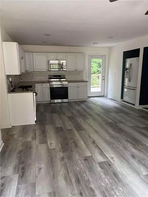 Forest Park, GA 30297,755 Cascade DR