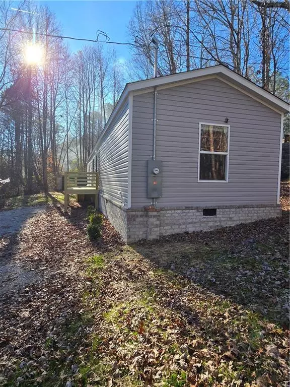 Talking Rock, GA 30175,1919 Twin Mountain Lake CIR