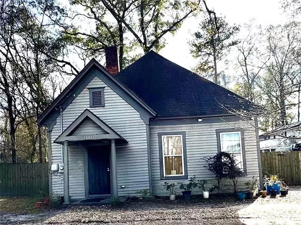 1735 Bolton RD NW, Atlanta, GA 30318