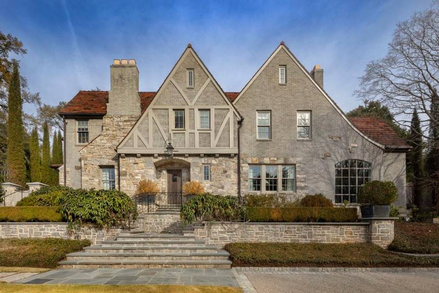 455 Peachtree Battle AVE NW, Atlanta, GA 30305