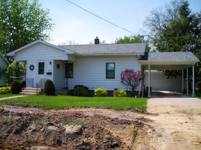 244 N BLACKRIVER St, Sparta, WI 54656