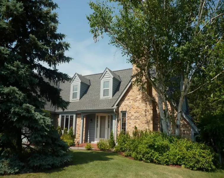 3626 W Marseilles Dr, Mequon, WI 53092