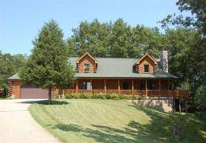 W4574 Woodview Ln, Lafayette, WI 53121