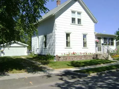 Sheboygan Falls, WI 53085,166 York ST