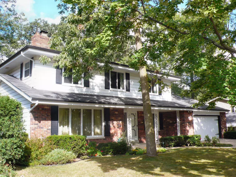 5241 S 19th St, Milwaukee, WI 53221