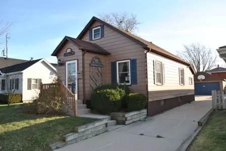 515 Manitowoc Ave, South Milwaukee, WI 53172