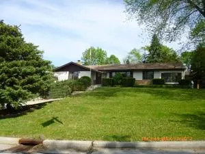 3737 W Bottsford Ave, Greenfield, WI 53221