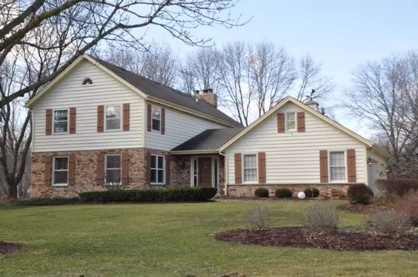 2005 Limerick Ln, Brookfield, WI 53045