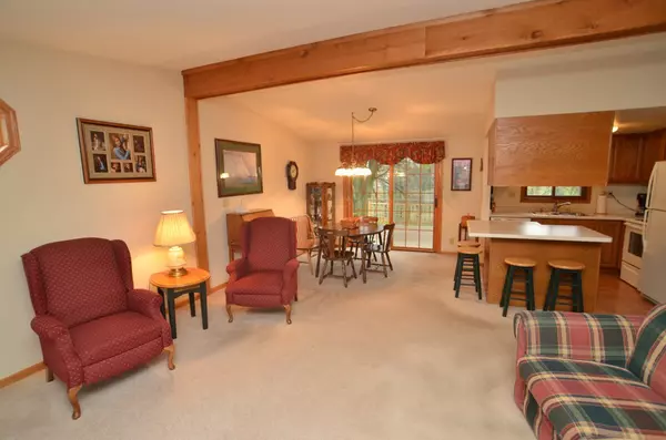 Wales, WI 53183,475 Bron Derw Ct