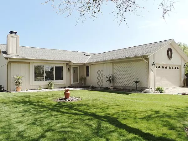 4920 S 43RD ST, Greenfield, WI 53220