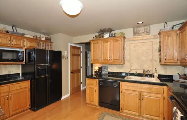 Jackson, WI 53037,W209N16520 Cairn Ct