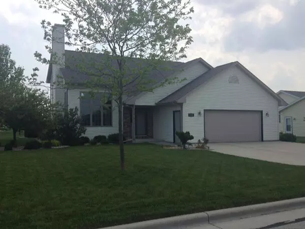 873 Iroquois Trl, Sheboygan Falls, WI 53085