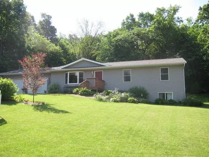 Galesville, WI 54630,16564 RAVINE DR