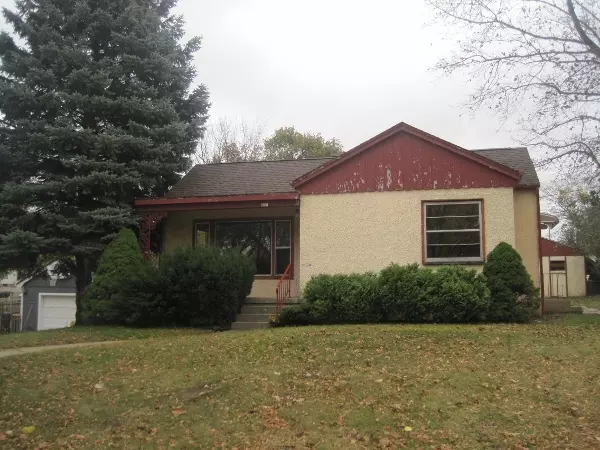 West Bend, WI 53095,231 S 12th AVE