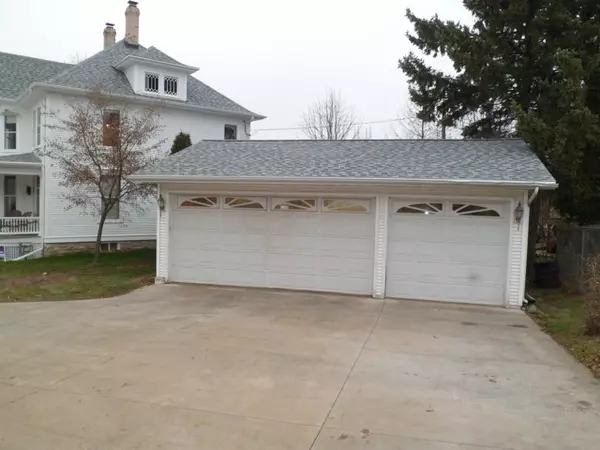 Sheboygan Falls, WI 53085,339 Pine St