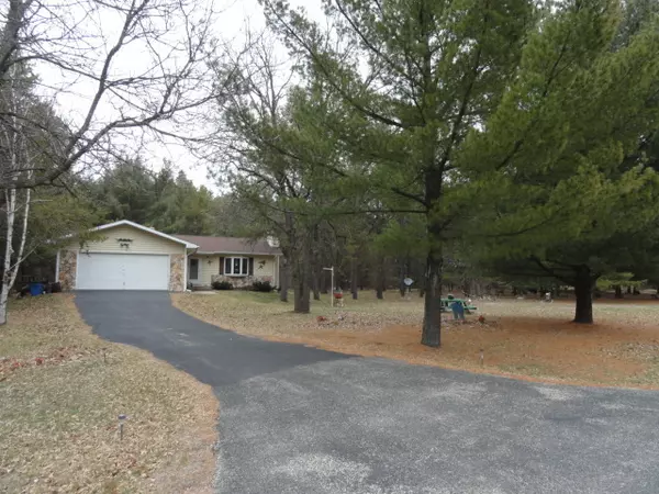 16068 HASSOCK, Adrian, WI 54656