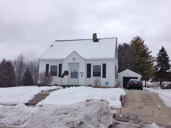 928 Detroit St, Sheboygan Falls, WI 53085