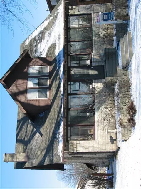 3736 E Cudahy Ave, Cudahy, WI 53110
