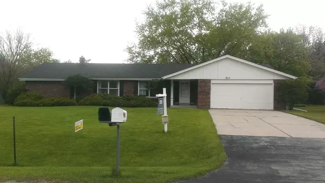 9151 N 51st St, Brown Deer, WI 53223