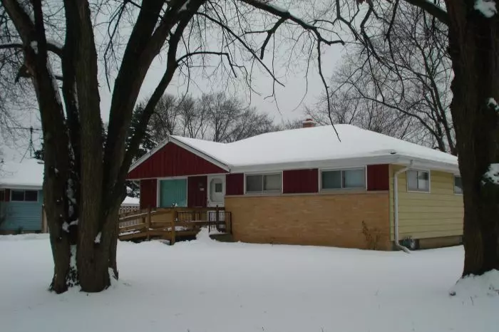 Brown Deer, WI 53223,8305 N 53rd St