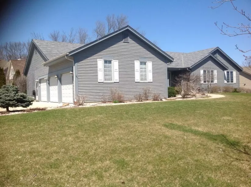 Franklin, WI 53132,3728 W Dory Dr