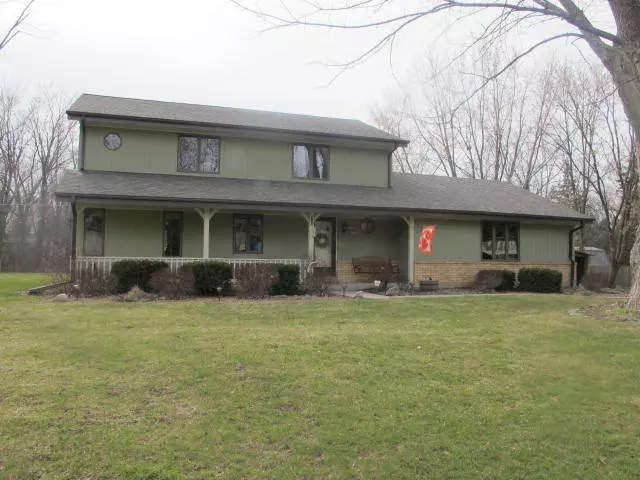 Pewaukee, WI 53072,W276N1637 Spring Creek Dr