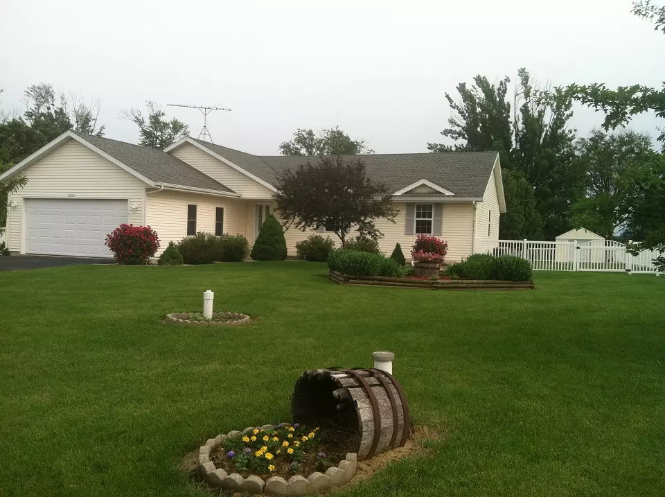 Sugar Creek, WI 53121,W5651 Canary Rd