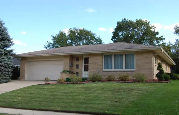 Milwaukee, WI 53221,1809 W Luzerne Ct