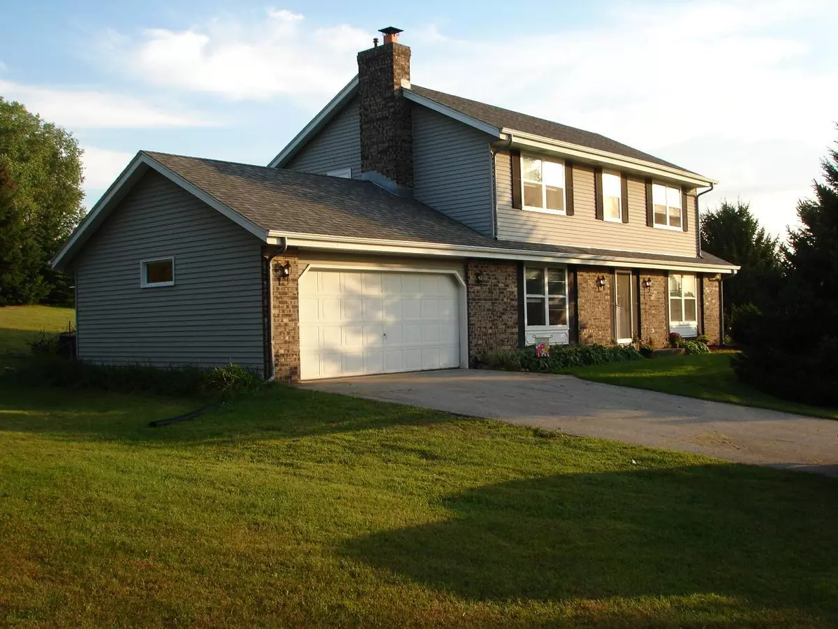Mukwonago, WI 53149,S76W30625 Mosher Dr