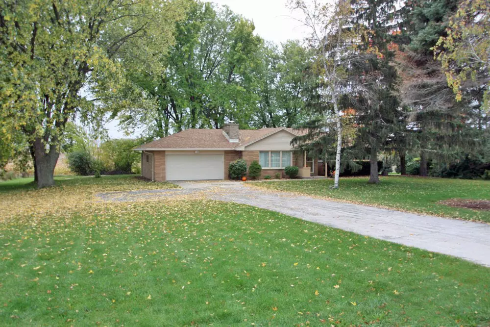Mequon, WI 53097,8705 W Donges Bay Rd