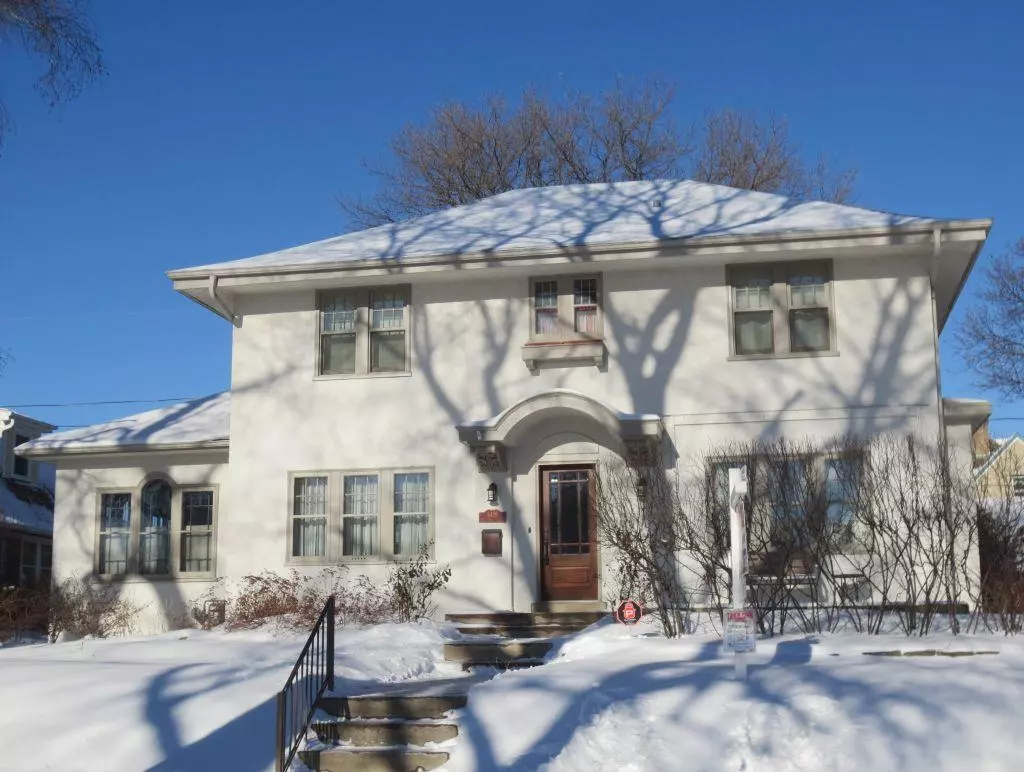 Wauwatosa, WI 53213,6428 Betsy Ross Pl