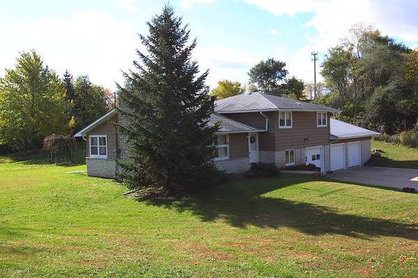 W4823 County Road ES, Lafayette, WI 53121