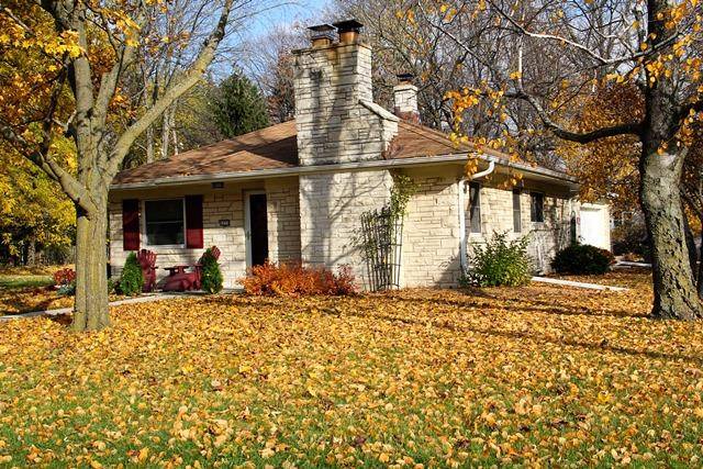 4606 N 106th St, Wauwatosa, WI 53225