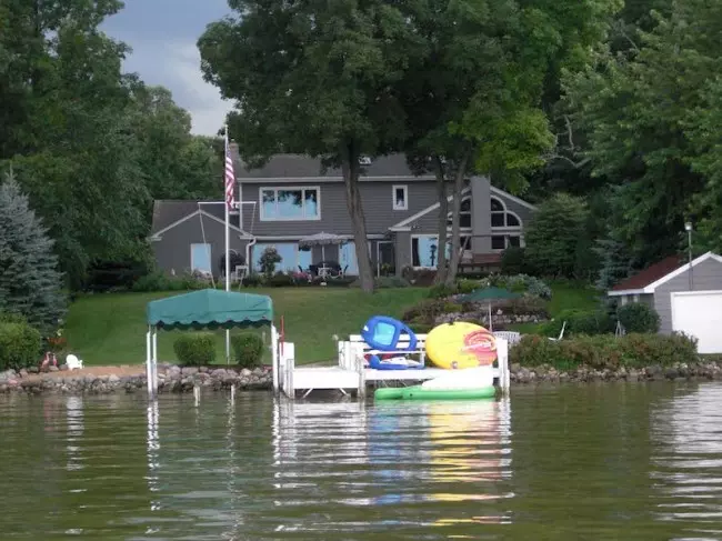 Dover, WI 53139,2141 Lakeshore Dr