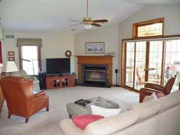 Franklin, WI 53132,6809 S Tumblecreek Dr