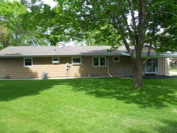 Beaver Dam, WI 53916,1224 E Circle Dr