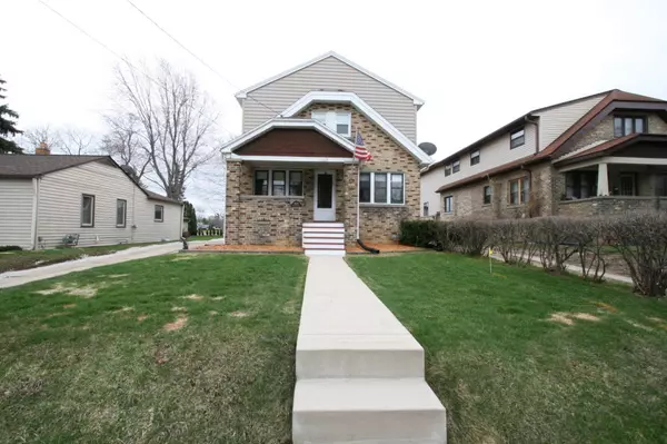 2609 E Denton Ave, Saint Francis, WI 53235