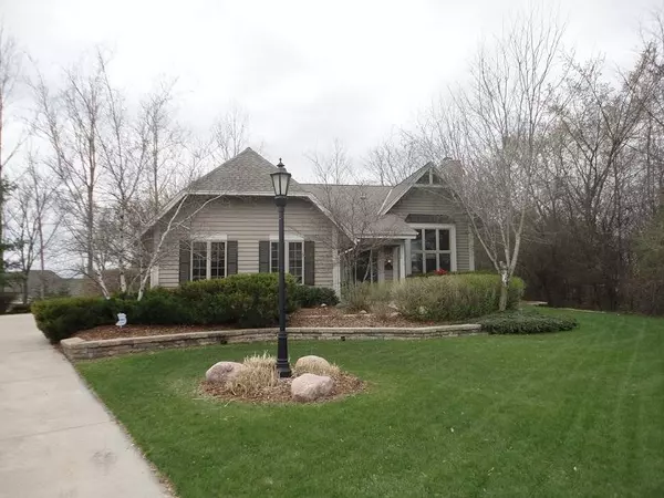 S85W19633 Turnberry Ct, Muskego, WI 53150