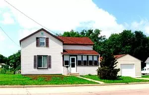 910 S WATER ST, Sparta, WI 54656