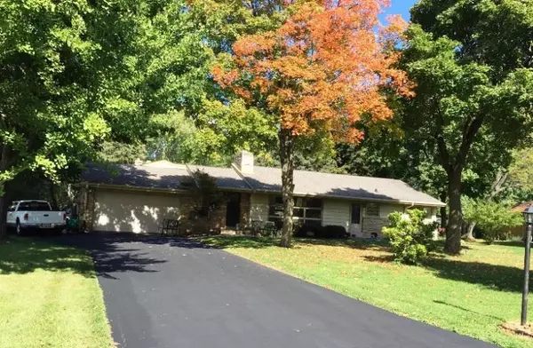 12730 Dunwoody DR, Elm Grove, WI 53122