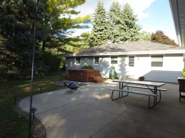 Franklin, WI 53132,6851 S 111th St